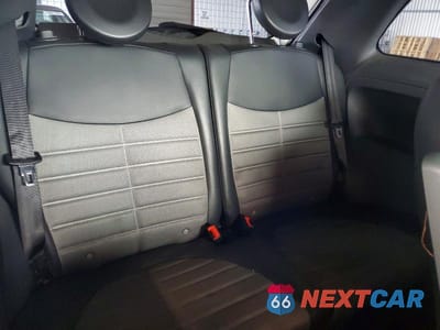Zdjęcie 10 z 12 samochodu: 2012 FIAT 500 VIN:3C3CFFBR1CT500500 - miniatura