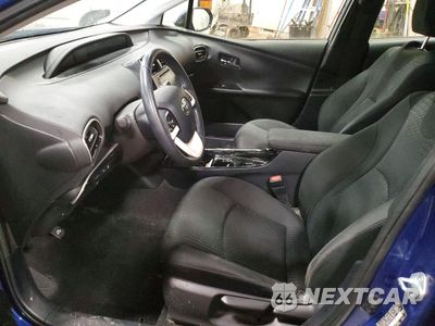 Zdjęcie 7 z 13 samochodu: 2018 TOYOTA PRIUS THREE VIN:JTDKARFU8J3545092 - miniatura