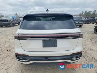 Zdjęcie 6 z 13 samochodu: 2024 LINCOLN NAUTILUS RESERVE VIN:5LMPJ8KA3RJ793911 - miniatura