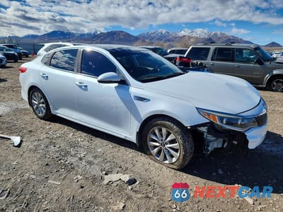 Czwarte zdjęcie samochodu z boku: 2016 KIA OPTIMA EX VIN:5XXGU4L36GG012596 - miniatura