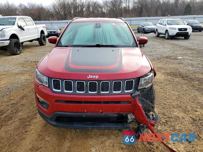 Piąte zdjęcie samochodu w środku: 2018 JEEP COMPASS LATITUDE VIN:3C4NJCBB2JT186776 - miniatura