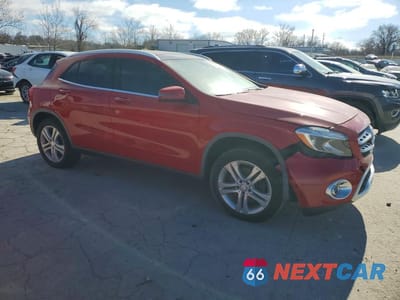 Czwarte zdjęcie samochodu z boku: 2018 MERCEDES-BENZ GLA 250 4MATIC VIN:WDCTG4GB7JJ373324 - miniatura