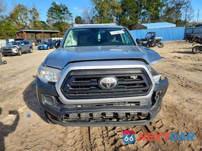 Piąte zdjęcie samochodu w środku: 2020 TOYOTA TACOMA ACCESS CAB VIN:5TFRX5GN4LX175638 - miniatura