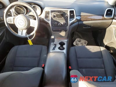 Zdjęcie 8 z 13 samochodu: 2012 JEEP GRAND CHEROKEE LAREDO VIN:1C4RJFAG5CC220174 - miniatura