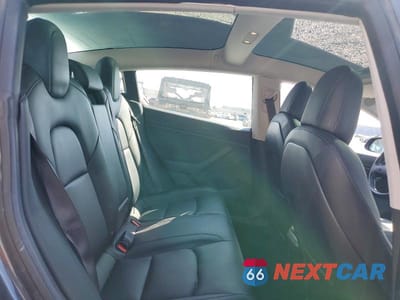 Zdjęcie 10 z 12 samochodu: 2018 TESLA MODEL 3 VIN:5YJ3E1EB1JF066543 - miniatura