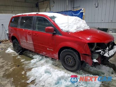 Czwarte zdjęcie samochodu z boku: 2013 DODGE GRAND CARAVAN SXT VIN:2C4RDGCG3DR514515 - miniatura