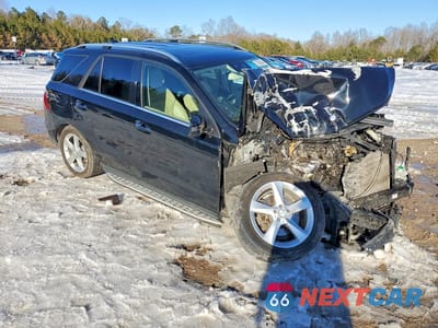 Czwarte zdjęcie samochodu z boku: 2017 MERCEDES-BENZ GLE 350 4MATIC VIN:4JGDA5HB4HA818561 - miniatura