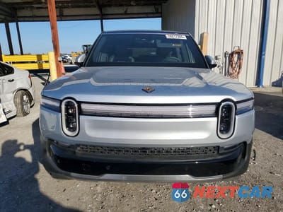 Piąte zdjęcie samochodu w środku: 2026 RIVIAN R1S ADVENTURE VIN:7PDSGGBA1TN080010 - miniatura