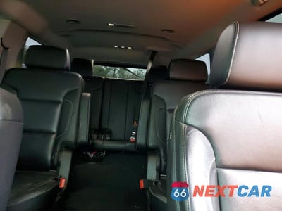 Zdjęcie 10 z 12 samochodu: 2020 CHEVROLET SUBURBAN C1500 PREMIER VIN:1GNSCJKC0LR213146 - miniatura