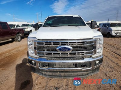 Piąte zdjęcie samochodu w środku: 2025 FORD F250 SUPER DUTY VIN:1FT7W2BA1SED30900 - miniatura