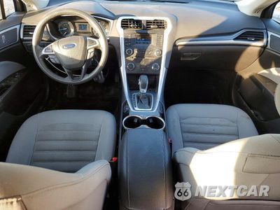 Zdjęcie 8 z 12 samochodu: 2015 FORD FUSION S VIN:3FA6P0G73FR150451 - miniatura