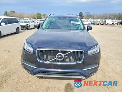 Piąte zdjęcie samochodu w środku: 2019 VOLVO XC90 T5 MOMENTUM VIN:YV4102CK2K1426991 - miniatura
