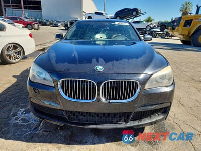 Piąte zdjęcie samochodu w środku: 2012 BMW 750 LI VIN:WBAKB8C58CC963205 - miniatura