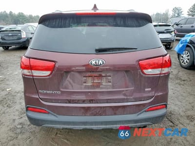 Zdjęcie 6 z 12 samochodu: 2018 KIA SORENTO LX VIN:5XYPGDA31JG348511 - miniatura