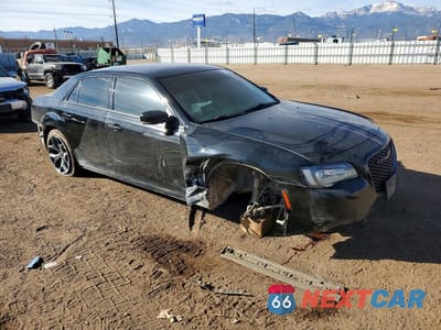 Czwarte zdjęcie samochodu z boku: 2021 CHRYSLER 300 S VIN:2C3CCABG0MH532732 - miniatura