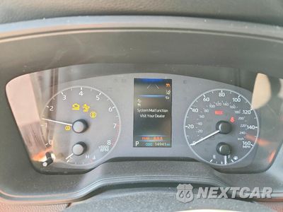 Zdjęcie 9 z 15 samochodu: 2024 TOYOTA COROLLA CROSS LE VIN:7MUCAABGXRV102478 - miniatura