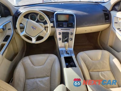 Zdjęcie 8 z 13 samochodu: 2011 VOLVO XC60 3.2 VIN:YV4952DZXB2210123 - miniatura