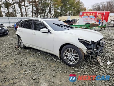 Czwarte zdjęcie samochodu z boku: 2011 INFINITI G37 SEDAN X VIN:JN1CV6AR3BM353958 - miniatura
