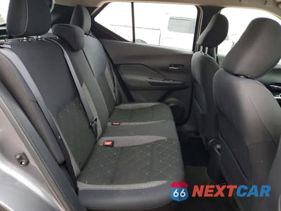 Zdjęcie 10 z 13 samochodu: 2019 NISSAN KICKS SV VIN:3N1CP5CU3KL495808 - miniatura