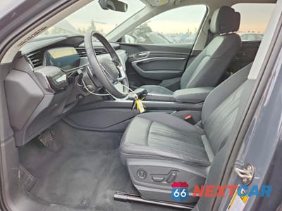 Zdjęcie 7 z 13 samochodu: 2024 AUDI Q8 E-TRON PREMIUM PLUS VIN:WA15AAGE2RB015718 - miniatura