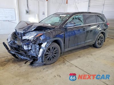 2019 TOYOTA HIGHLANDER SE 5TDJZRFH8KS608974 - główne zdjęcie licytacji z USA - miniatura