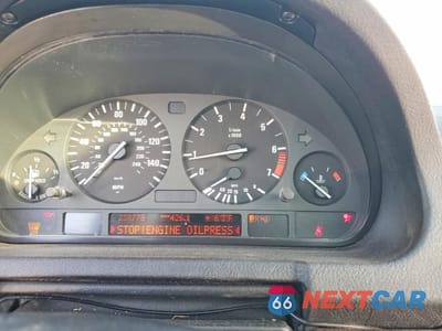 Zdjęcie 9 z 14 samochodu: 2004 BMW X5 4.4I VIN:5UXFB53584LV05988 - miniatura