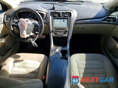 Zdjęcie 8 z 11 samochodu: 2017 FORD FUSION SE VIN:3FA6P0H72HR200371 - miniatura