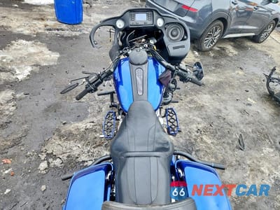 Zdjęcie 6 z 8 samochodu: 2017 HARLEY-DAVIDSON FLTRX ROAD GLIDE VIN:1HD1KHC16HB639516 - miniatura