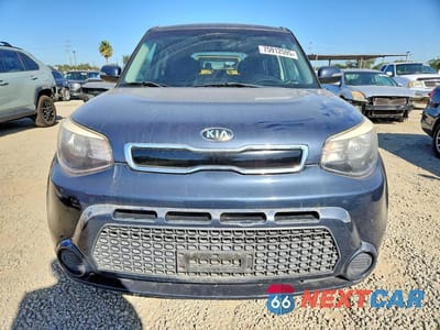 Piąte zdjęcie samochodu w środku: 2014 KIA SOUL + VIN:KNDJP3A55E7080843 - miniatura