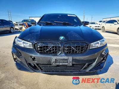 Piąte zdjęcie samochodu w środku: 2023 BMW 330XI VIN:3MW89FF03P8D53834 - miniatura