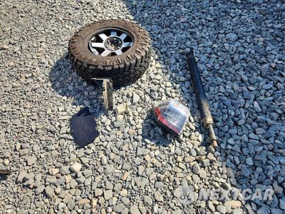 Zdjęcie 13 z 13 samochodu: 2020 TOYOTA 4RUNNER TRD OFF-ROAD VIN:JTEBU5JR8L5778332 - miniatura