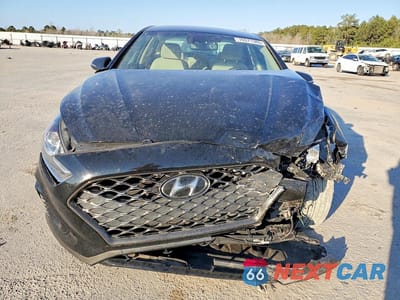 Piąte zdjęcie samochodu w środku: 2019 HYUNDAI SONATA LIMITED VIN:5NPE34AF3KH789080 - miniatura