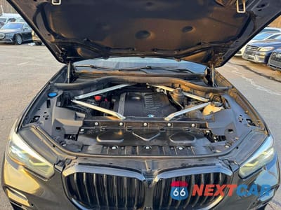 Zdjęcie 8 z 10 samochodu: 2020 BMW X5 XDRIVE40I VIN:5UXCR6C06L9D16408 - miniatura