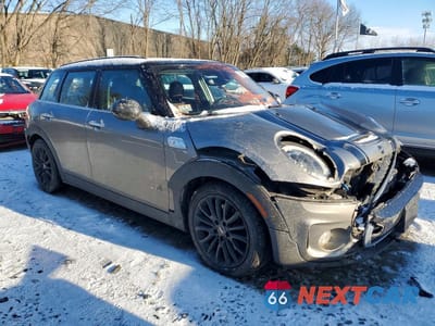 Czwarte zdjęcie samochodu z boku: 2019 MINI COOPER S CLUBMAN ALL4 VIN:WMWLU5C5XK2G04118 - miniatura