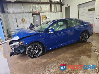 2025 TOYOTA CAMRY SE 4T1DAACKXSU188311 - główne zdjęcie licytacji z USA - miniatura