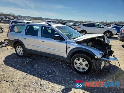 Czwarte zdjęcie samochodu z boku: 2005 VOLVO XC70 VIN:YV1SZ592551186355 - miniatura