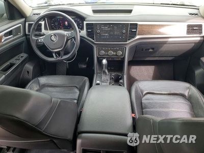 Zdjęcie 8 z 14 samochodu: 2018 VOLKSWAGEN ATLAS SEL PREMIUM VIN:1V2NR2CA5JC581666 - miniatura