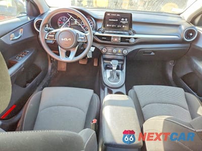 Zdjęcie 8 z 13 samochodu: 2022 KIA FORTE LXS VIN:3KPF24AD3NE462127 - miniatura