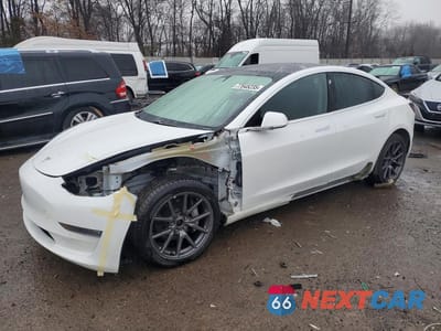 2020 TESLA MODEL 3 5YJ3E1EB6LF744433 - główne zdjęcie licytacji z USA - miniatura