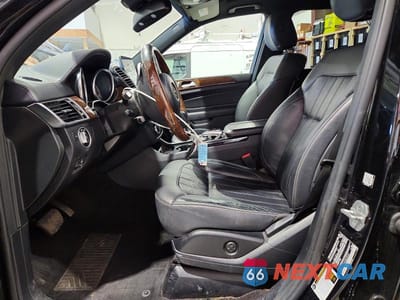 Zdjęcie 7 z 12 samochodu: 2017 MERCEDES-BENZ GLS 450 4MATIC VIN:4JGDF6EE6HA867010 - miniatura