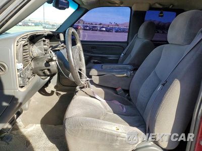 Zdjęcie 7 z 11 samochodu: 2005 CHEVROLET SILVERADO C1500 VIN:2GCEC19V751315021 - miniatura