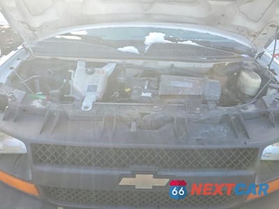 Zdjęcie 12 z 13 samochodu: 2017 CHEVROLET EXPRESS G2500 VIN:1GCWGAFF4H1248488 - miniatura