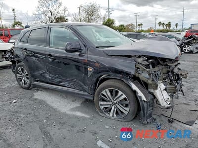 Czwarte zdjęcie samochodu z boku: 2020 MITSUBISHI OUTLANDER SPORT ES VIN:JA4AP3AU1LU021207 - miniatura