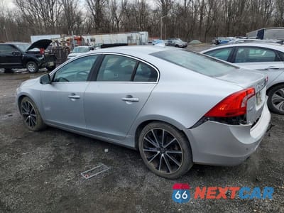 Drugie zdjęcie samochodu z przodu: 2016 VOLVO S60 PREMIER VIN:YV126MFK6G2413878 - miniatura