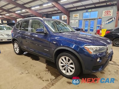 Czwarte zdjęcie samochodu z boku: 2015 BMW X3 XDRIVE28I VIN:5UXWX9C53F0D52565 - miniatura