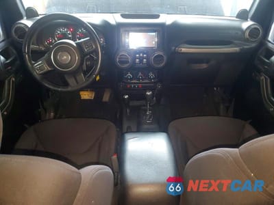 Zdjęcie 8 z 11 samochodu: 2013 JEEP WRANGLER UNLIMITED SPORT VIN:1C4BJWDG5DL558558 - miniatura