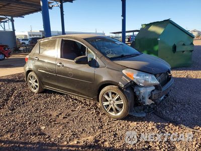 Czwarte zdjęcie samochodu z boku: 2012 TOYOTA YARIS VIN:JTDKTUD31CD533922 - miniatura