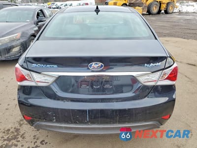 Zdjęcie 6 z 11 samochodu: 2011 HYUNDAI SONATA HYBRID PREMIUM VIN:KMHEC4A46BA008232 - miniatura