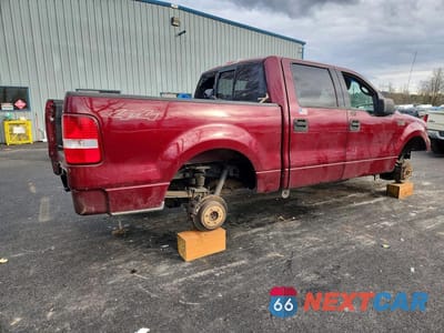 Trzecie zdjęcie samochodu z tyłu: 2004 FORD F150 SUPERCREW VIN:1FTPW14584KA84264 - miniatura