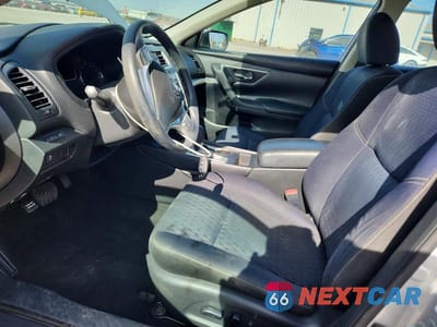 Zdjęcie 7 z 12 samochodu: 2016 NISSAN ALTIMA 2.5 VIN:1N4AL3AP1GC259569 - miniatura